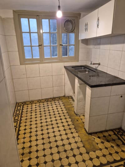 Alquiler Apartamento De 4 Dormitorios Impecable Estado En Centro