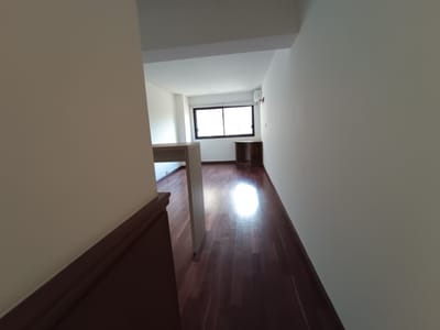 Alquiler De Monoambiente A Estrenar Al Frente En Centro
