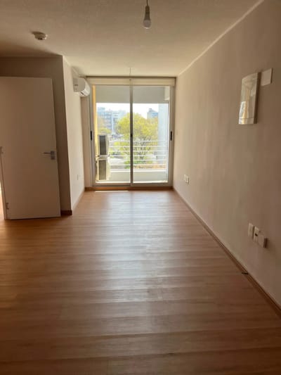 Alquiler Apartamento 1 Dormitorio Balcón Garaje Muy Luminoso En Pocitos