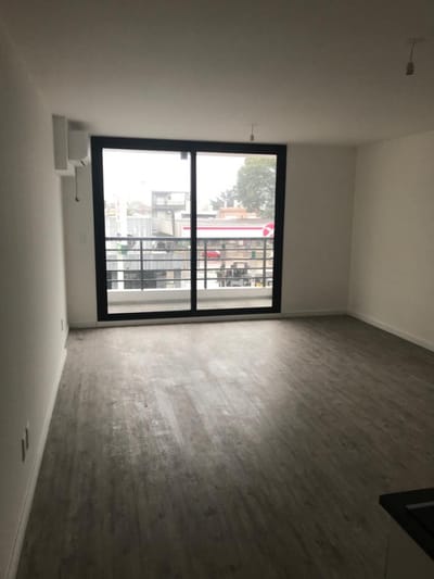 SE VENDE Apartamento 2 Dormitorios en Jacinto Vera 2 Garajes