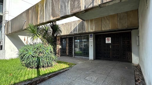 Hermosa Casa De 4 Dorm Con Gigante Terreno Parrillero y Garaje