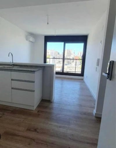 Hermoso Apartamento De 1 Dorm Con Balcón