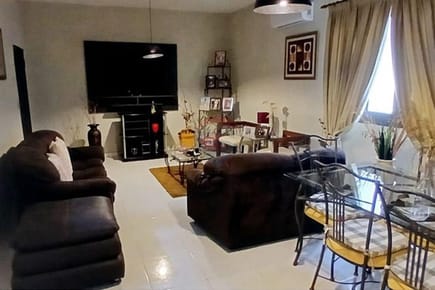 Oportunidad única en Barrio San Vicente – Doble vivienda en un solo terreno