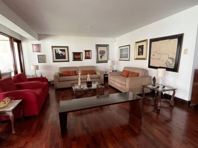 Monterrico VENDO LINDA CASA PRECIOSO JARDIN