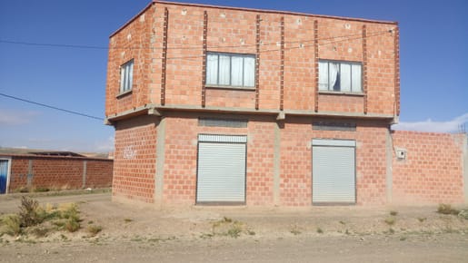 En venta una casa de 316mts2 llamar al:79507461 