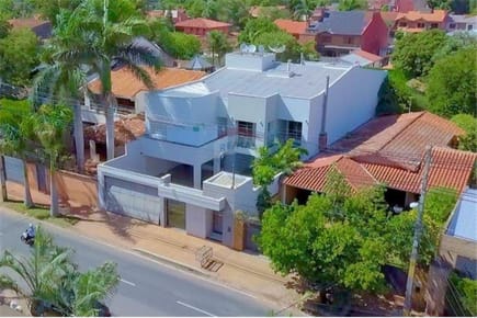 En Alquiler Imponente Residencia Amoblada