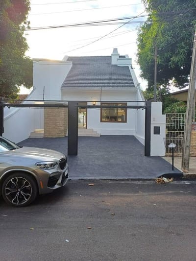 VENDO CASA EN BARRIO JARA