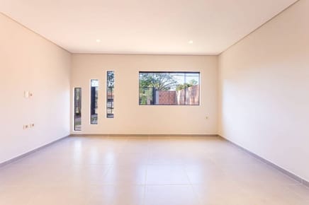 VENDO HERMOSO DUPLEX MARIANGELA EN SAN LORENZO