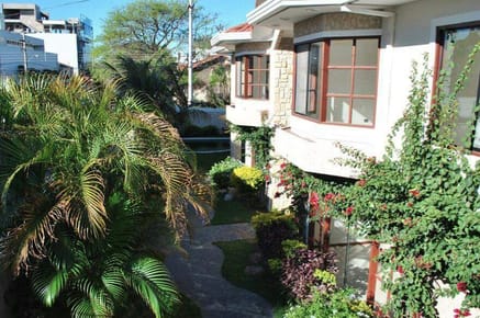 EN ALQUILER CASA HERMOSA AMPLIA. ZONA EQUIPETROL