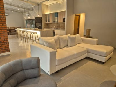 CASA MODERNA A ESTRENAR EN ALTOS