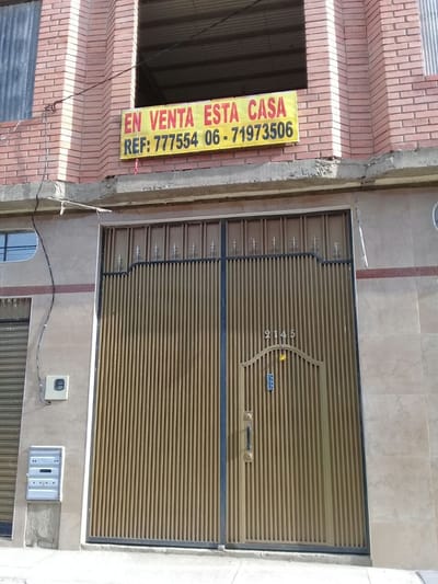 Casa de 4 pisos resien terminada obra gruesa 