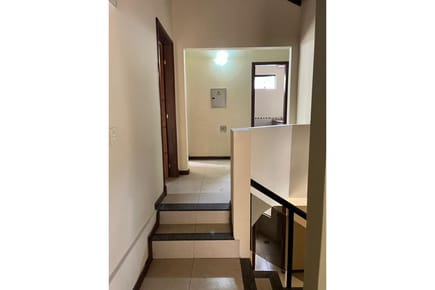 Casa-Alquiler-Laguna Grande, Fernando De La Mora, Central