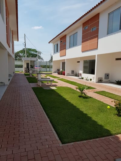 Hermosa Casa en Condominio Boulevard Pedro Vélez