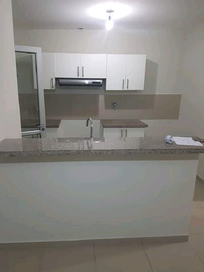 Business broker alquila hermosa cASA EN  - COND SEVILLA 
ZONA NORTE KM9
Amplia y