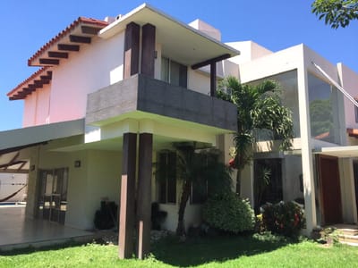 CASA DE LUJO EN VENTA