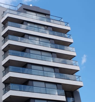 Venta Apartamento Amplio Monoambiente Al Frente En Pocitos
