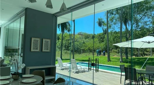 VENDO CASA A ESTRENAR COMPLETAMENTE AMOBLADA EN EL BARRIO CERRADO PARAISO MARIA
