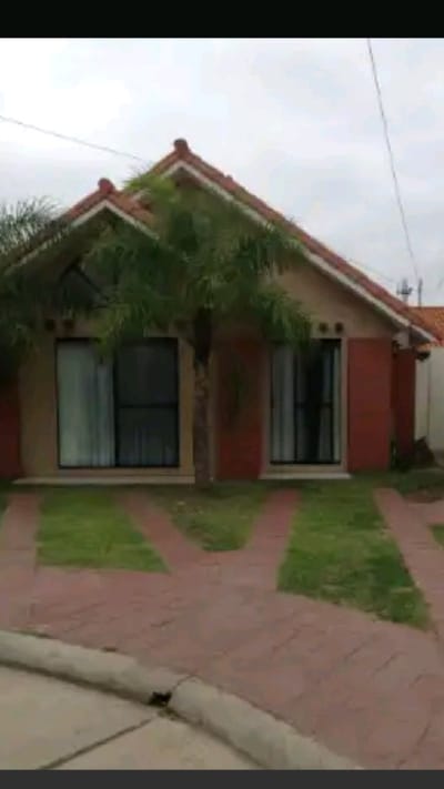 CASA EN ALQUILER ZONA DEL REMAZO CONDOMINIO LLS PINTORES