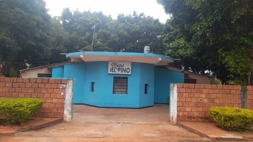 VENDO MOTEL EN ITÁ- A 300 mts de la Ruta Itá-Yaguarón Km 43