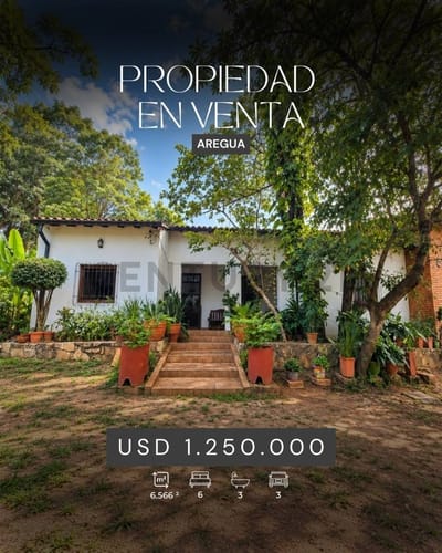 Vendo Amplia Casa con Fábrica de Cerámica funcional en Areguá