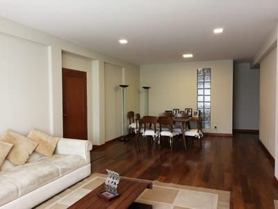 Espectacular Departamento Calacoto s/ Fuerza Naval