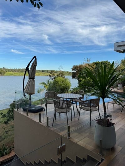 RESIDENCIA DE LUJO EN VENTA EN CIUDAD DEL ESTE 
