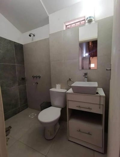Vendo Casa Residencial en Barrio Las Mercedes