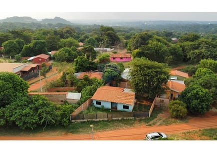 VENDO CASA A REFACCIONAR EN ÑEMBY BARRIO CAAGUAZU