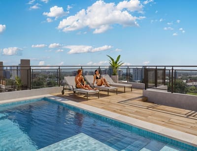 En venta departamento monoambiente con balcón en Luque zona CIT