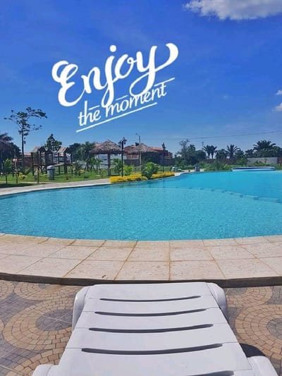 VENDO: 
Terreno en hermoso condominio cerrado con todos los servicios.
