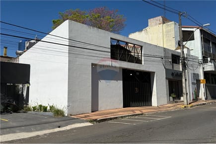 Alquilo Salon Comercial en Villamorra