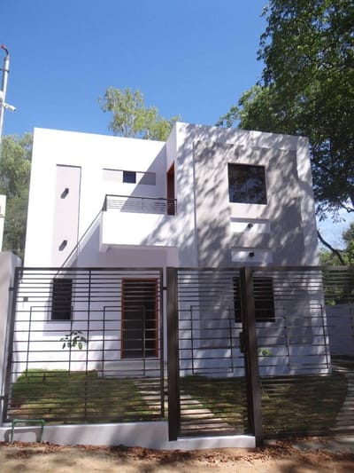 EN VENTA DUPLEX EN LUQUE BARRIO PARAISO 