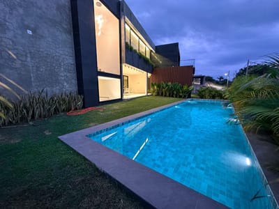 COLINAS DEL URUBO LAS PALMERAS