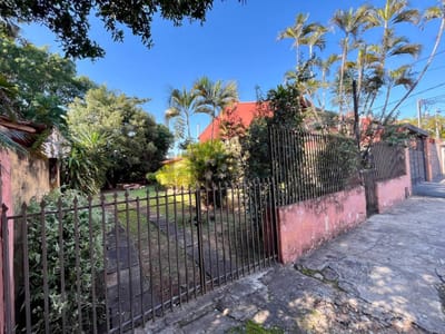 TERRENO EN VENTA – BARRIO MBURUKUYÁ