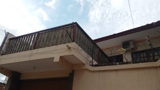 Alquilo casa para oficina 2do anillo
