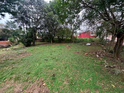 TERRENO EN LAMBARÉ - ZONA HIPERMERCADO PUEBLO 