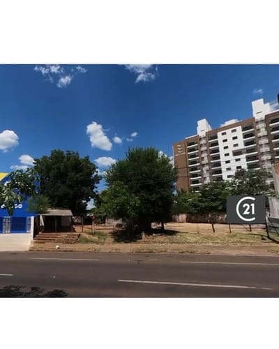 Vendo Terreno  Ubicación previlegiada. Encarnacion 