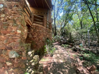 VENDO CASA CERCA DEL CERRO AREGUA