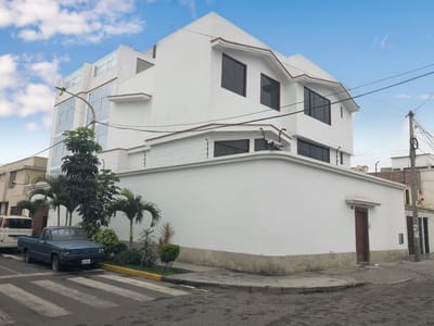 [EN VENTA] Casa en Urb. Primavera