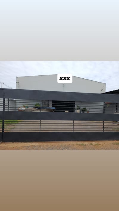 VENDO CASA Y TINGLADO EN BARRIO RINCÓN GUARAMBARE