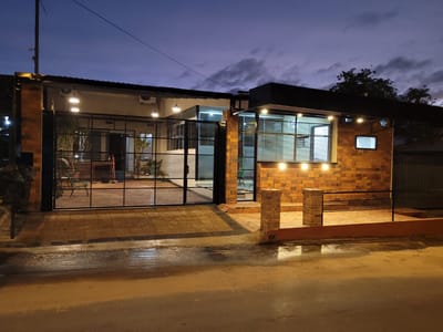 Casa - Venta-Fernando de la Mora- Zona Sur
