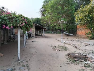 Gran terreno 1.036 m² zona Vía Férrea | Virgen de la Asunció