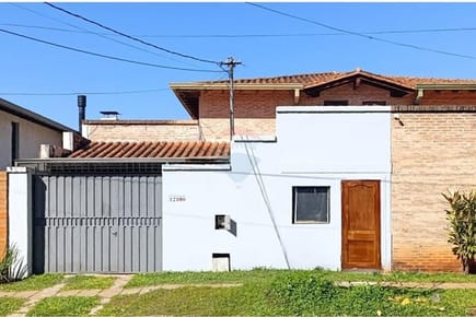 HERMOSO DUPLEX EN BARRIO MBURUCUYA