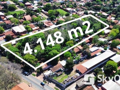 En venta Amplio terreno de 4.148 m² en Luque 