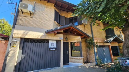 VENDO DUPLEX EN BARRIO MBURUCUYA 