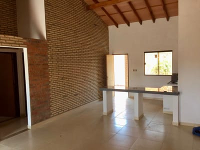 VENDO CASA EN MARIANO ROQUE ALONSO