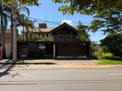 CASA EN BARRIO MADAME LYNCH ASUNCIÓN