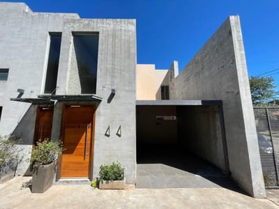 ALQUILO DUPLEX AMOBLADO A MINUTOS DEL SHOPPING DEL SOL