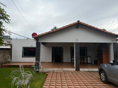 VENDO CASA DE 3 HABITACIONES EN SAN LORENZO