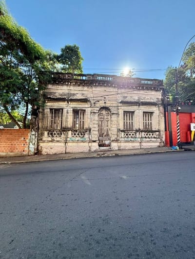 UNICA E INMEJORABLE PROPIEDAD EN EL CENTRO HISTORICO DE ASUNCIÓN